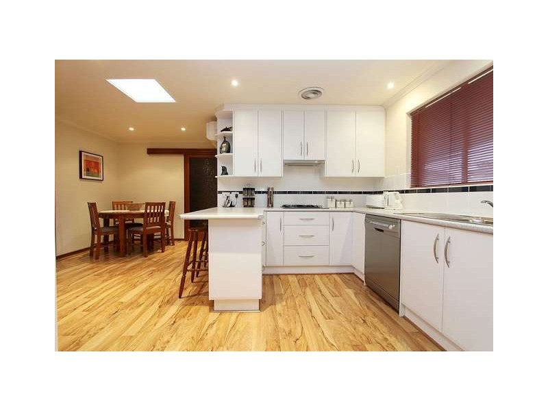 2/11 Thomson Crs, North Haven SA 5018