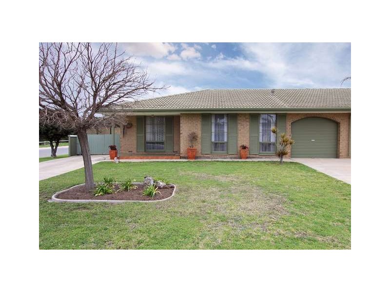 2/11 Thomson Crs, North Haven SA 5018
