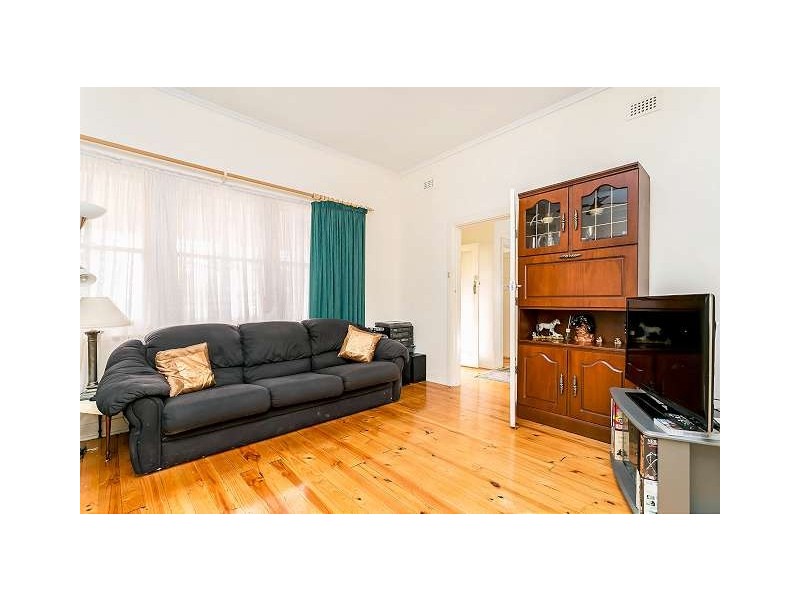 25 Hanson Street, Semaphore SA 5019