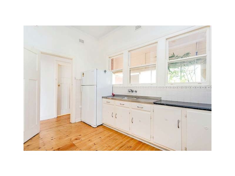 25 Hanson Street, Semaphore SA 5019