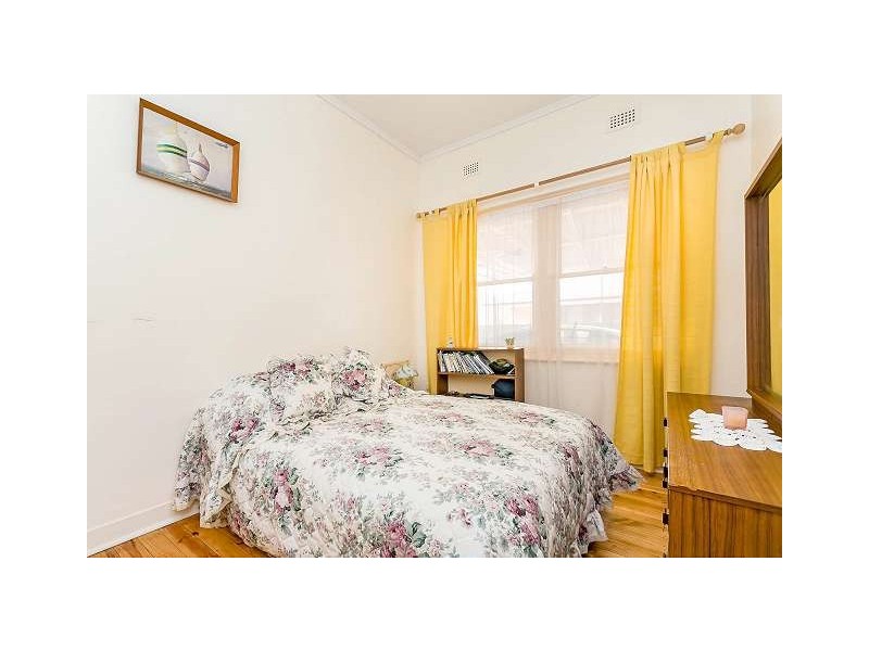 25 Hanson Street, Semaphore SA 5019