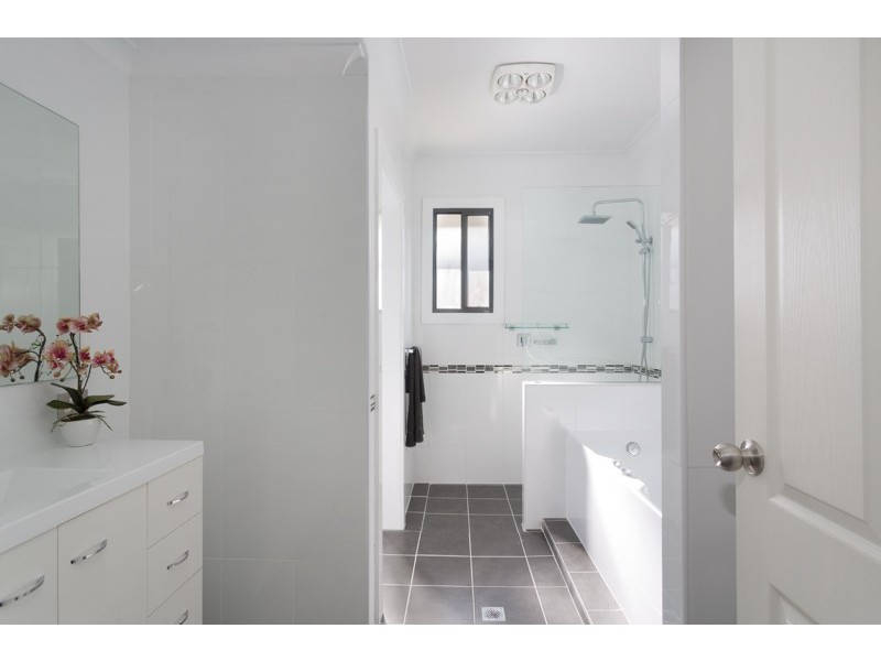 45 Carnarvon Terrace, Largs North SA 5016