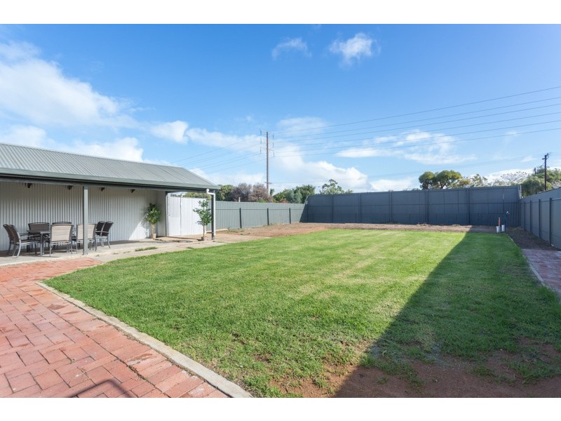 45 Carnarvon Terrace, Largs North SA 5016
