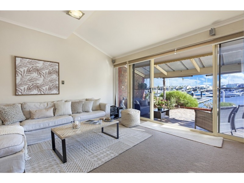 16 Liberty Avenue, North Haven SA 5018