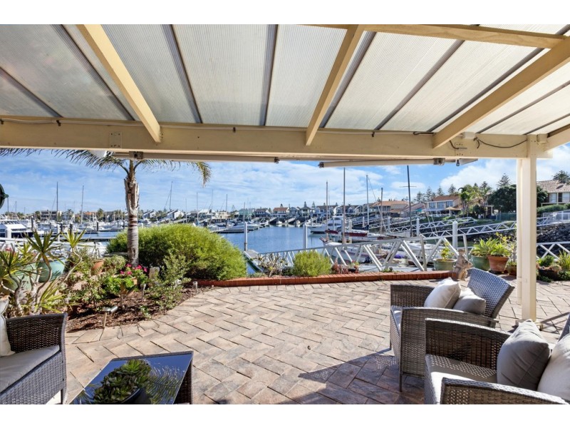 16 Liberty Avenue, North Haven SA 5018