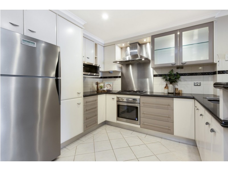 16 Liberty Avenue, North Haven SA 5018