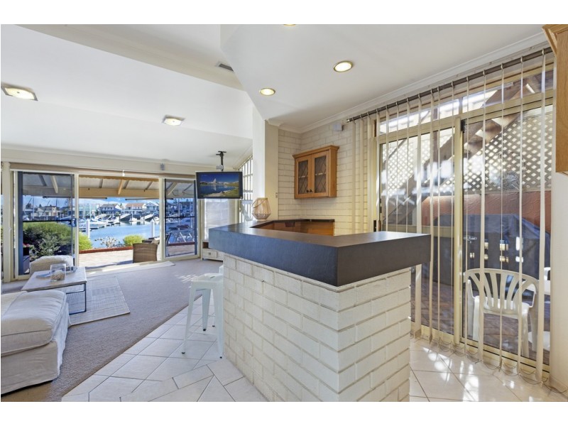 16 Liberty Avenue, North Haven SA 5018