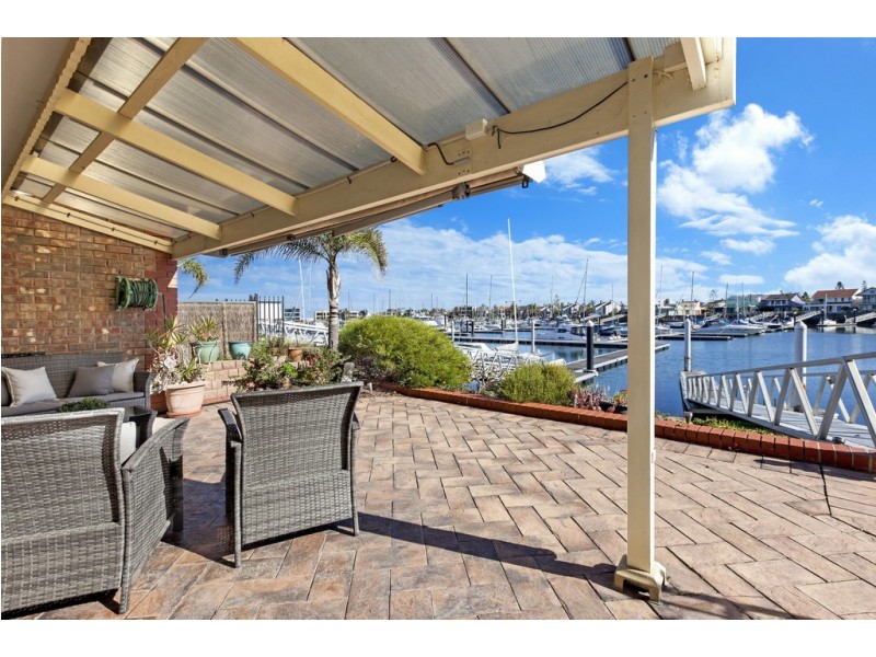 16 Liberty Avenue, North Haven SA 5018