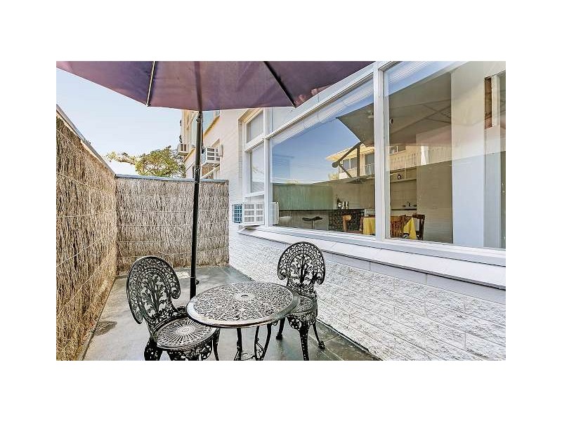 2/54 Henley Beach Road, Henley Beach SA 5022