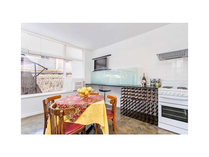 2/54 Henley Beach Road, Henley Beach SA 5022