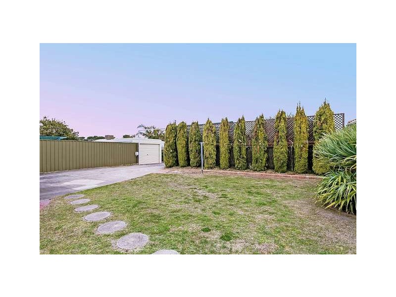319 Lady Gowrie Drive, Taperoo SA 5017