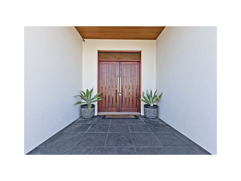 8 Keating Court, West Lakes Shore SA 5020