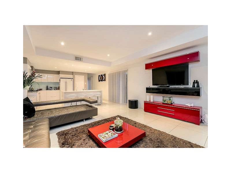 224 Lady Gowrie Drive (Esplanade), Largs Bay SA 5016