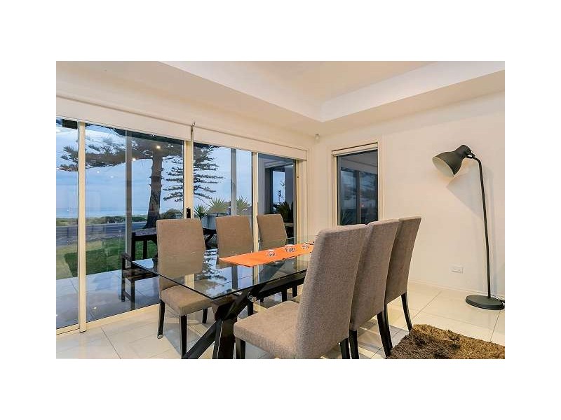 224 Lady Gowrie Drive (Esplanade), Largs Bay SA 5016