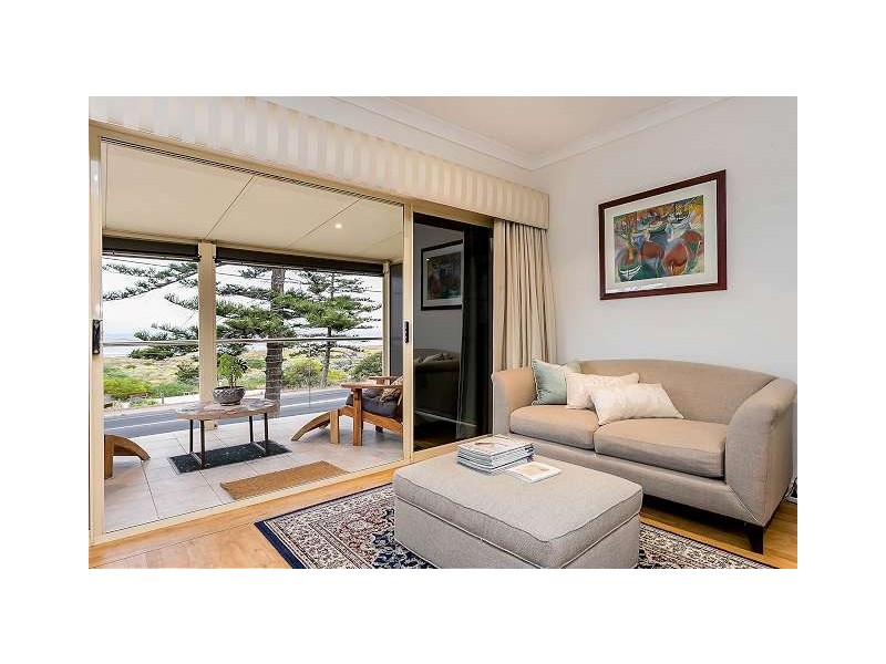 224 Lady Gowrie Drive (Esplanade), Largs Bay SA 5016