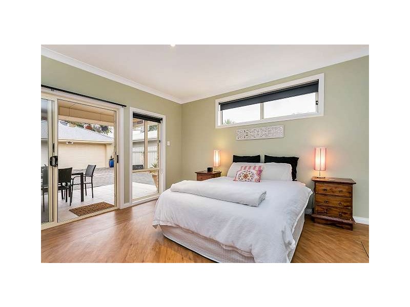 224 Lady Gowrie Drive (Esplanade), Largs Bay SA 5016