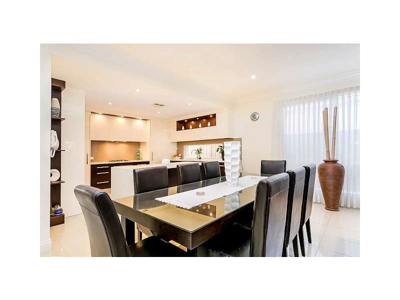 2/689 Burbridge Road, West Beach SA 5024