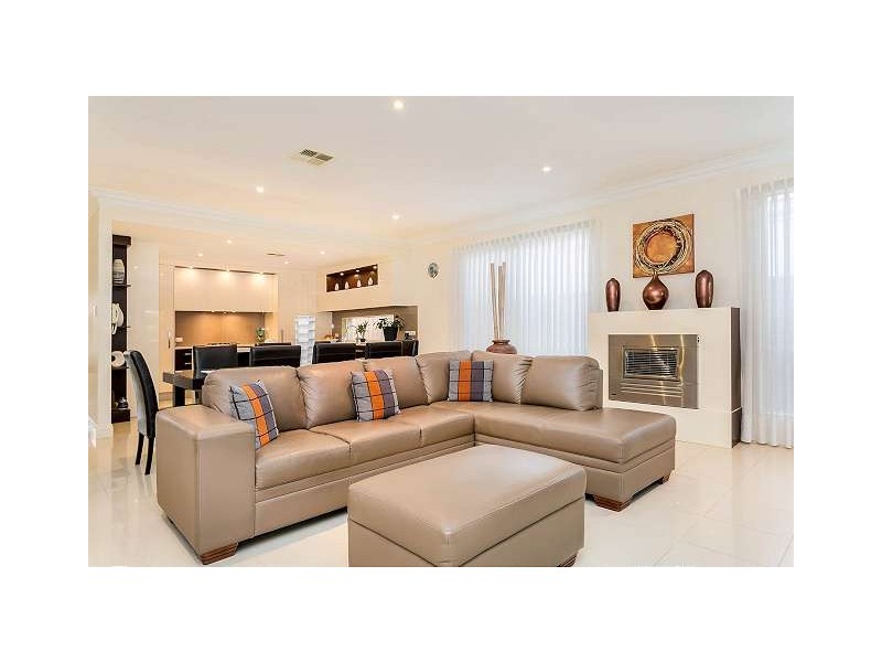 2/689 Burbridge Road, West Beach SA 5024