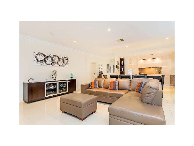 2/689 Burbridge Road, West Beach SA 5024