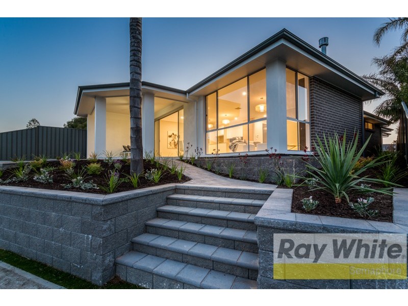 19 Boyd Crescent, West Lakes Shore SA 5020