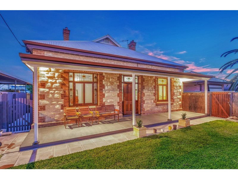 98 Strathfield Terrace, Largs North SA 5016