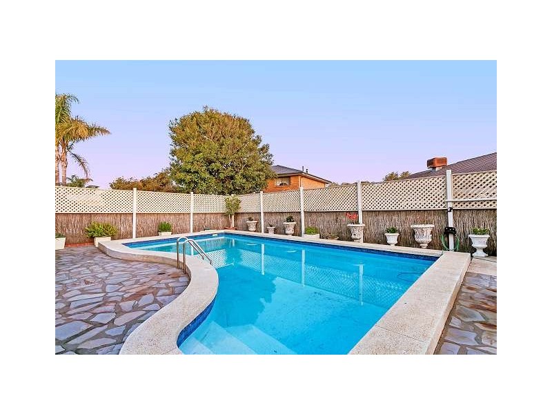 25 Hayes Court, West Lakes SA 5021