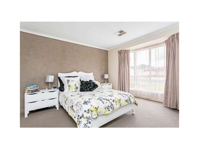 114 President Avenue, Andrews Farm SA 5114