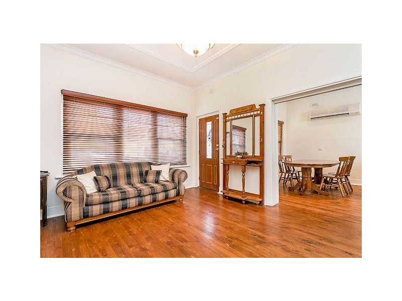 64 Company Street, Semaphore SA 5019