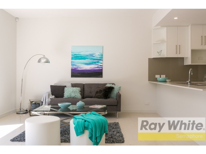 27 Third Avenue, Moana SA 5169