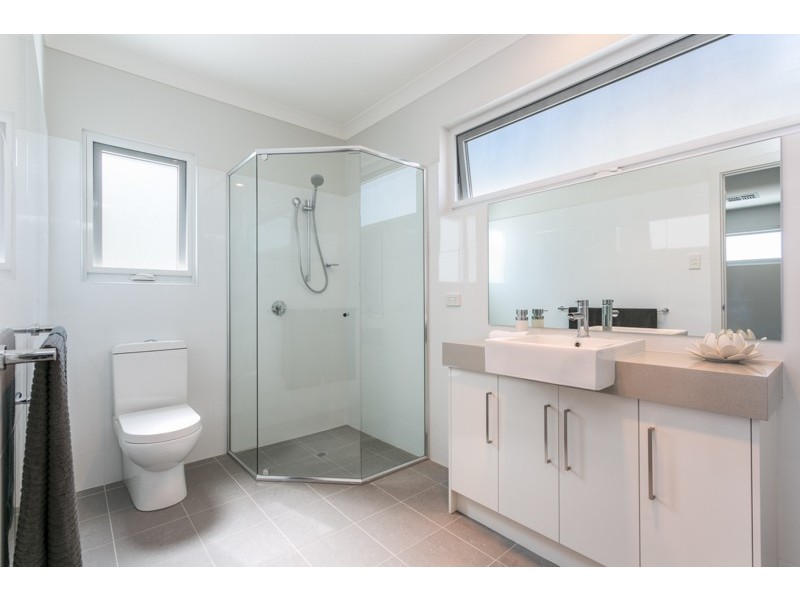 27 Third Avenue, Moana SA 5169