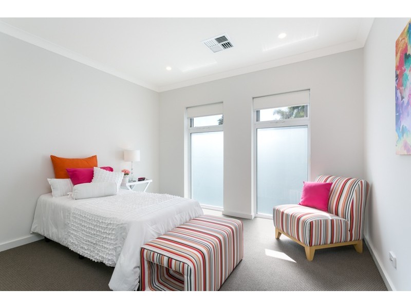 27 Third Avenue, Moana SA 5169