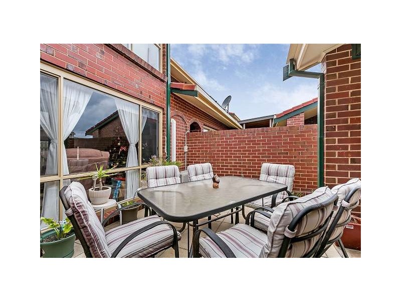 3/7 Sandpiper Place, West Lakes Shore SA 5020