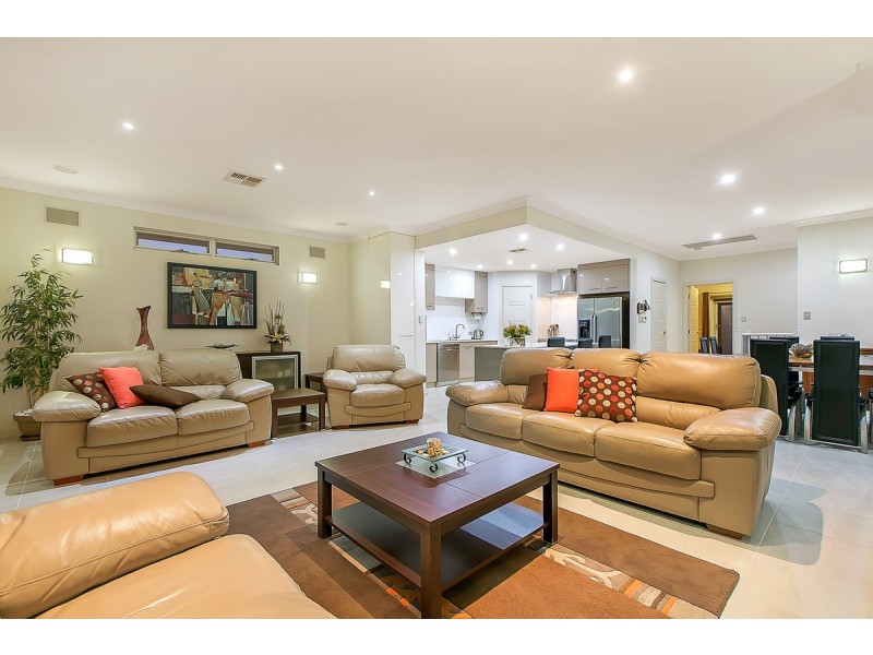 25A Pine Lodge Crescent, Grange SA 5022