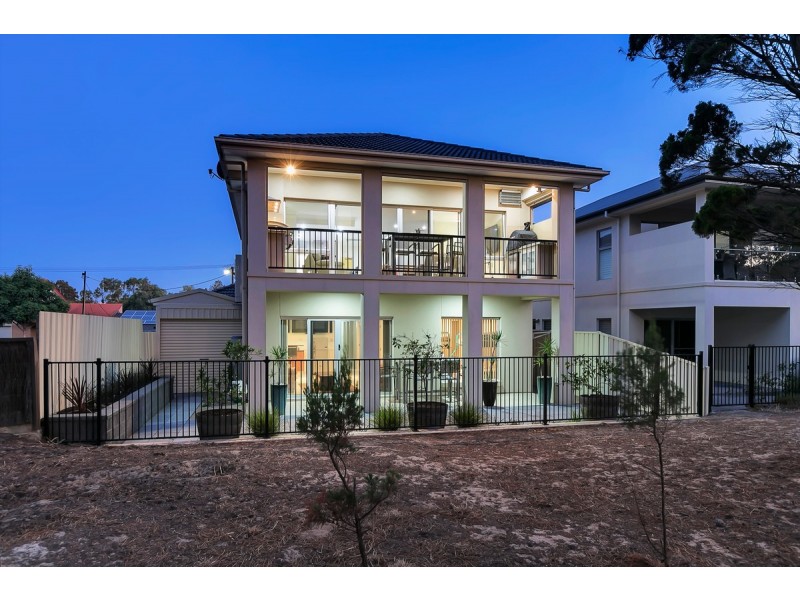 25A Pine Lodge Crescent, Grange SA 5022