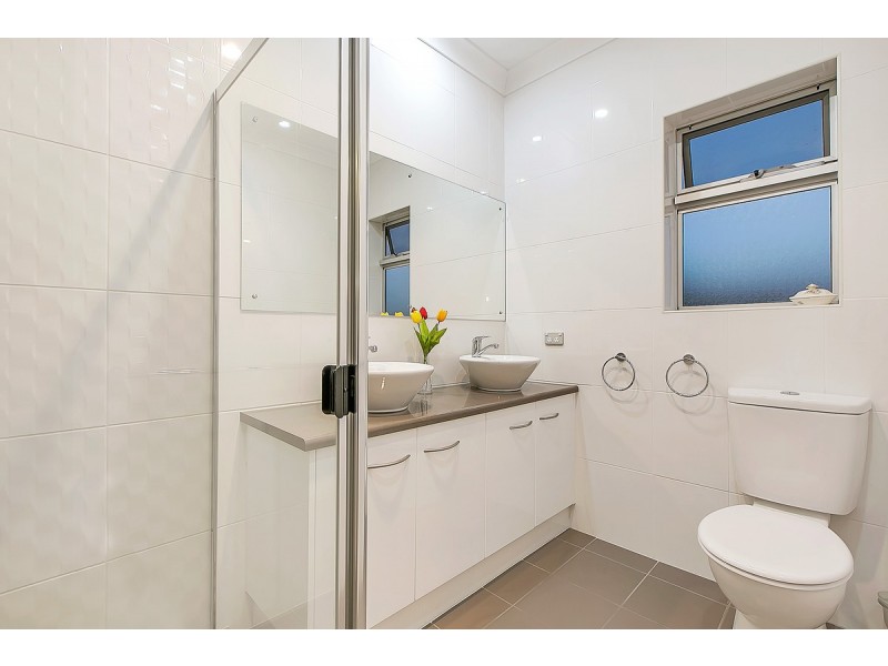 25A Pine Lodge Crescent, Grange SA 5022