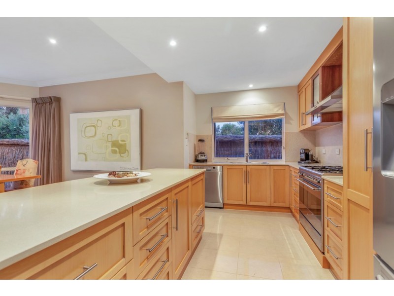 6 Tobago Ct, West Lakes SA 5021