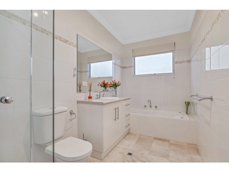 6 Tobago Ct, West Lakes SA 5021