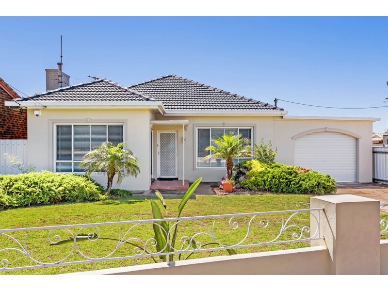 282 Military Road, Semaphore Park SA 5019