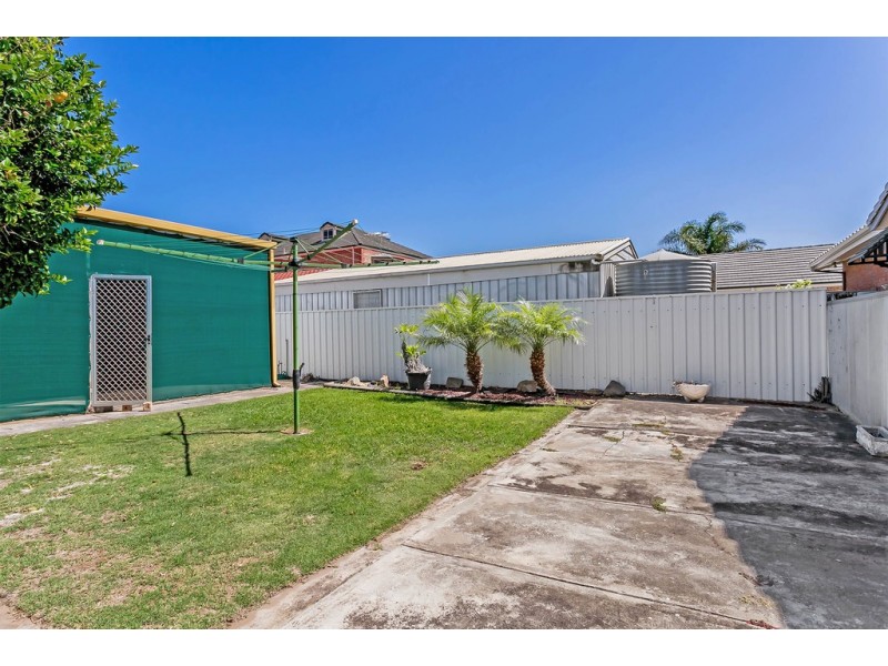 282 Military Road, Semaphore Park SA 5019