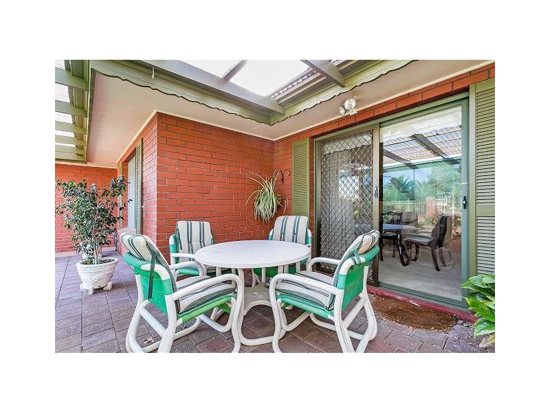 2/7 Moorea Court, West Lakes SA 5021