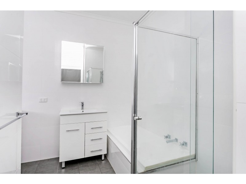 12/142 Carrington Street, Adelaide SA 5000