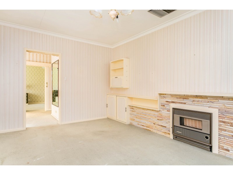 16 Van Dieman Street, Flinders Park SA 5025