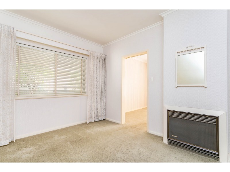 16 Van Dieman Street, Flinders Park SA 5025