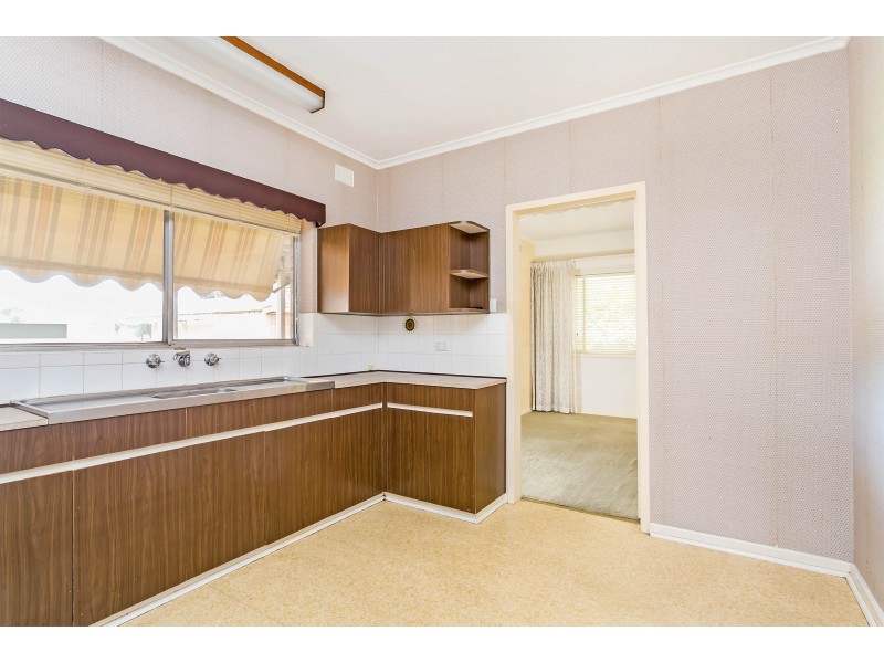 16 Van Dieman Street, Flinders Park SA 5025