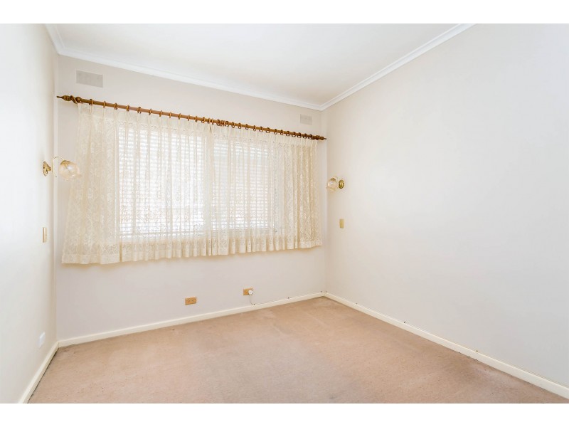 16 Van Dieman Street, Flinders Park SA 5025