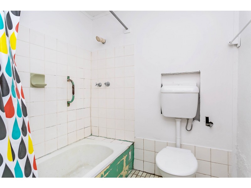 110 Carlisle Street, Glanville SA 5015