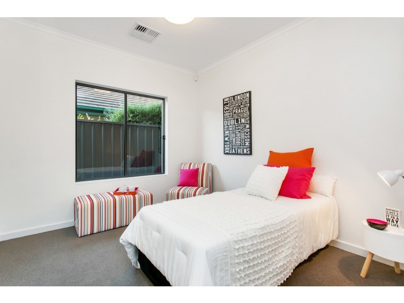 8A Wharfe Street, Woodville South SA 5011