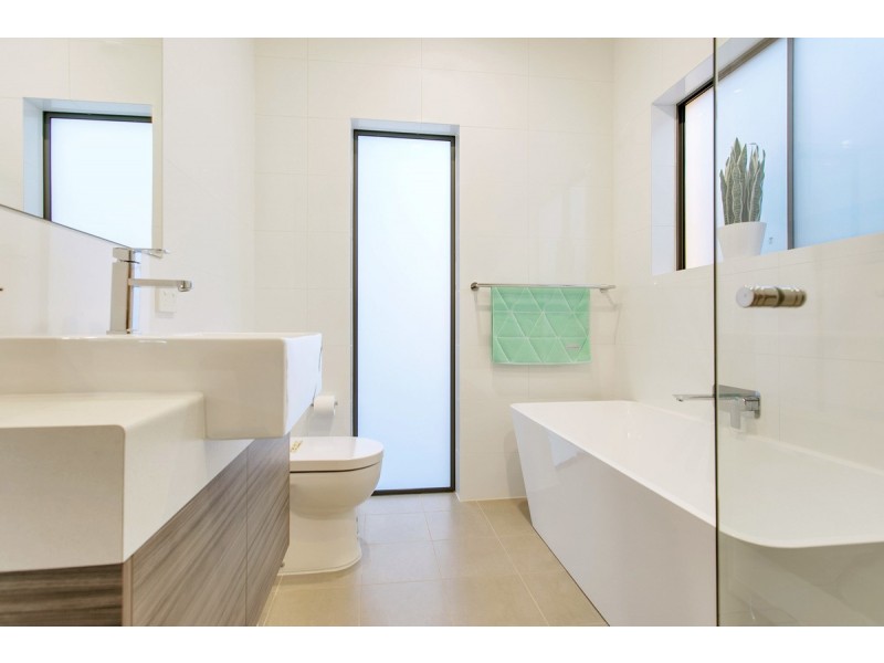 8A Wharfe Street, Woodville South SA 5011