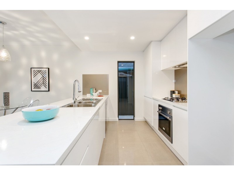 8A Wharfe Street, Woodville South SA 5011