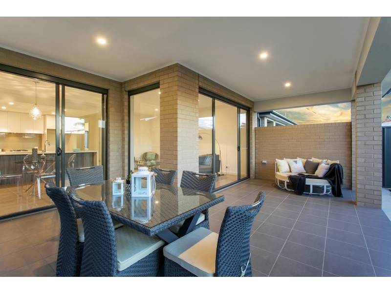 8A Wharfe Street, Woodville South SA 5011